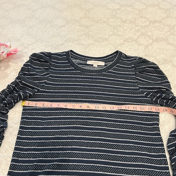 LOFT Navy Long Sleeve Shirt, Cinched Sleeves - Picture 6 of 8